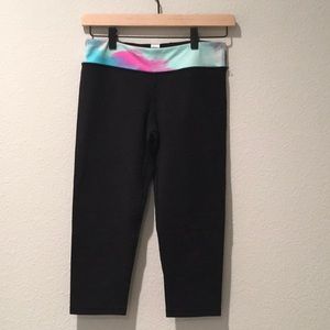 Ivivva girls size 14 crop ,black pant.
